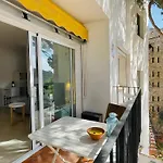 Stunning Intimate Views. Terrace Rooftop. Wifi *