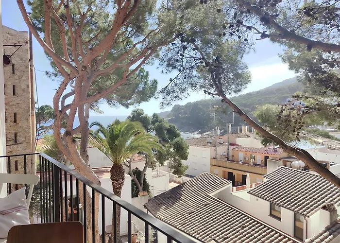 Stunning Intimate Views. Terrace Rooftop. Bn. Apartman